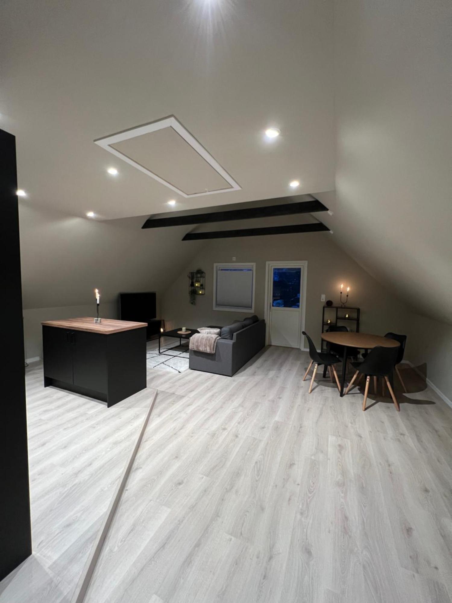 Central Apartment In Svolvær Εξωτερικό φωτογραφία